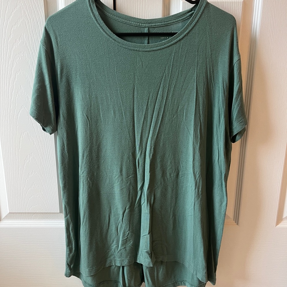 American Eagle Outfitters Teal Short Sleeve Tee